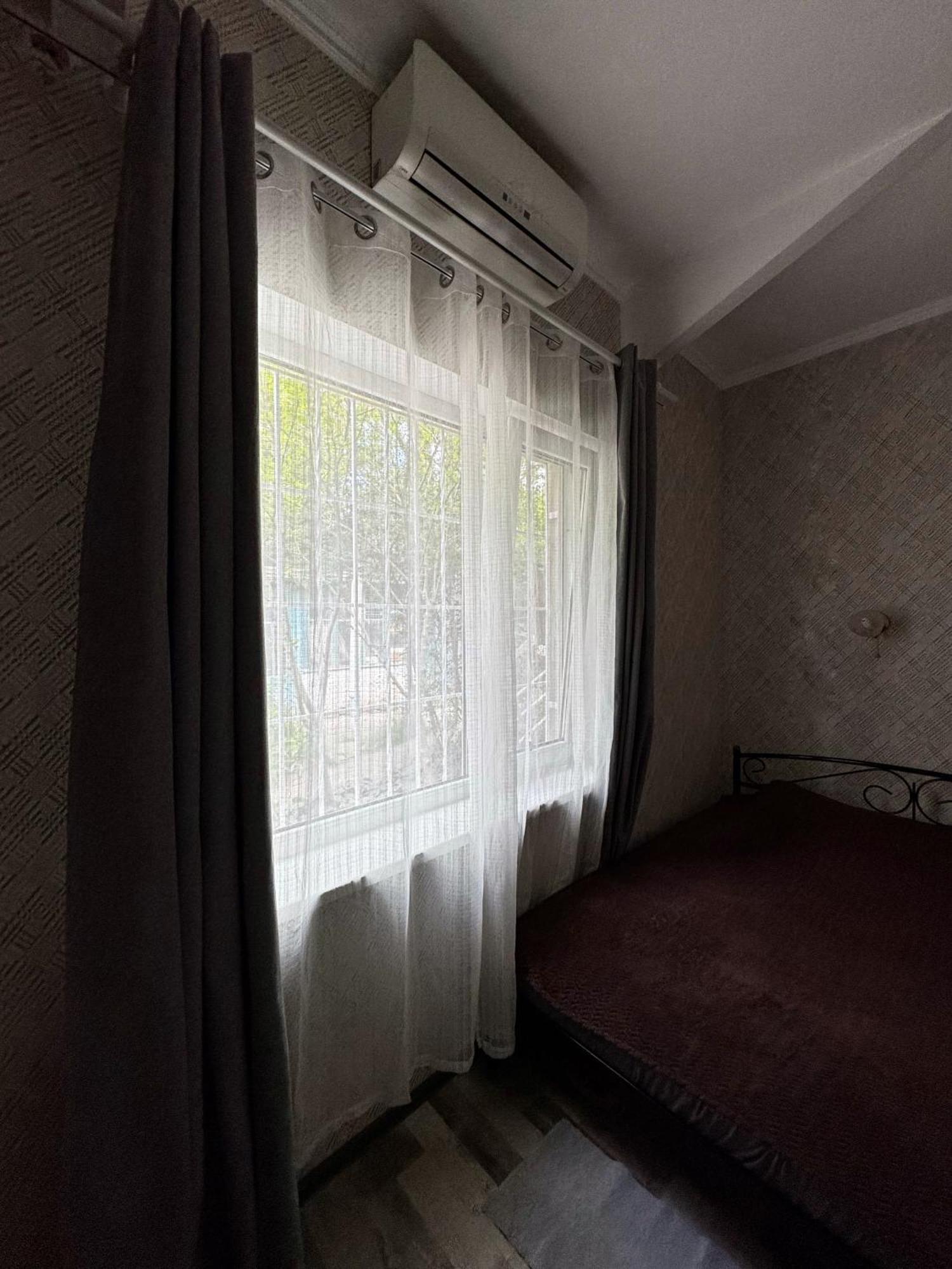 French Apartment In Odessa Bagian luar foto